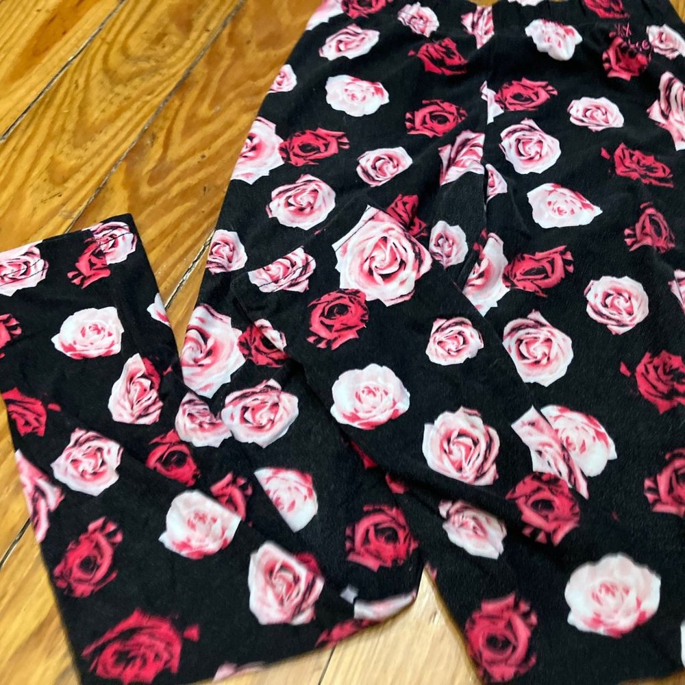 *2 for $15* Betsey Johnson Black Floral Leggings Size 12